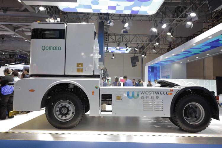專注智能駕駛 西井科技智能商用車產品亮相進博會，引領智能科技新浪潮